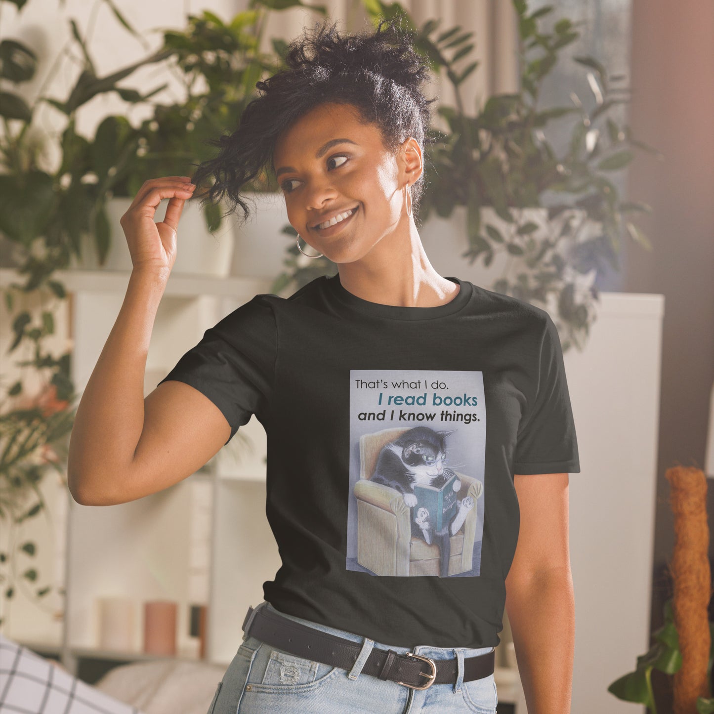 Tuxedo Cat, I Read Books and I Know Things, Short-Sleeve Unisex T-Shirt