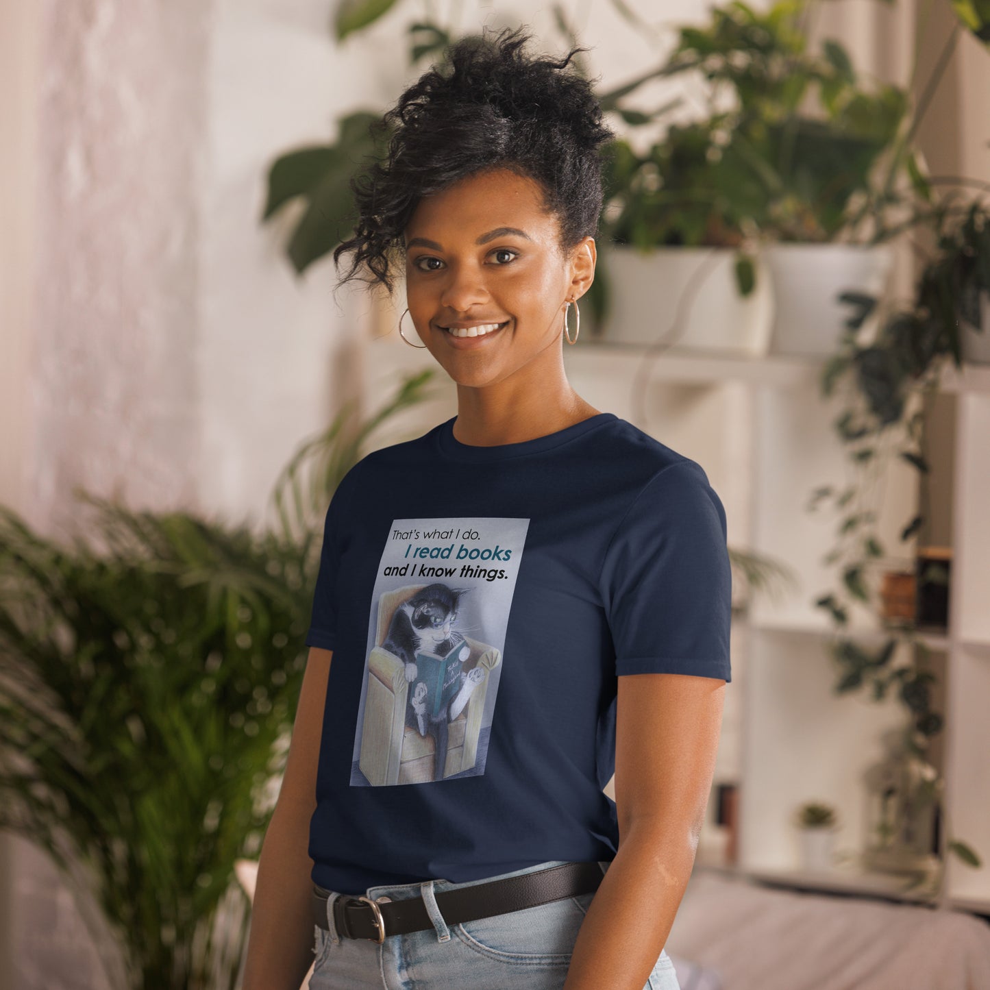 Tuxedo Cat, I Read Books and I Know Things, Short-Sleeve Unisex T-Shirt